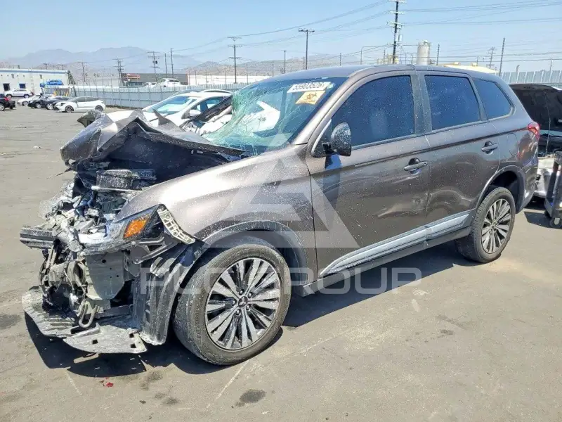 2020 Mitsubishi OUTLANDER фото
