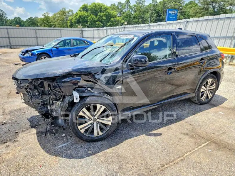 2020 Mitsubishi OUTLANDER фото
