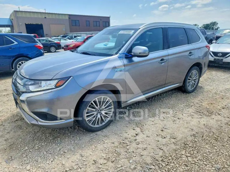 2020 Mitsubishi OUTLANDER фото