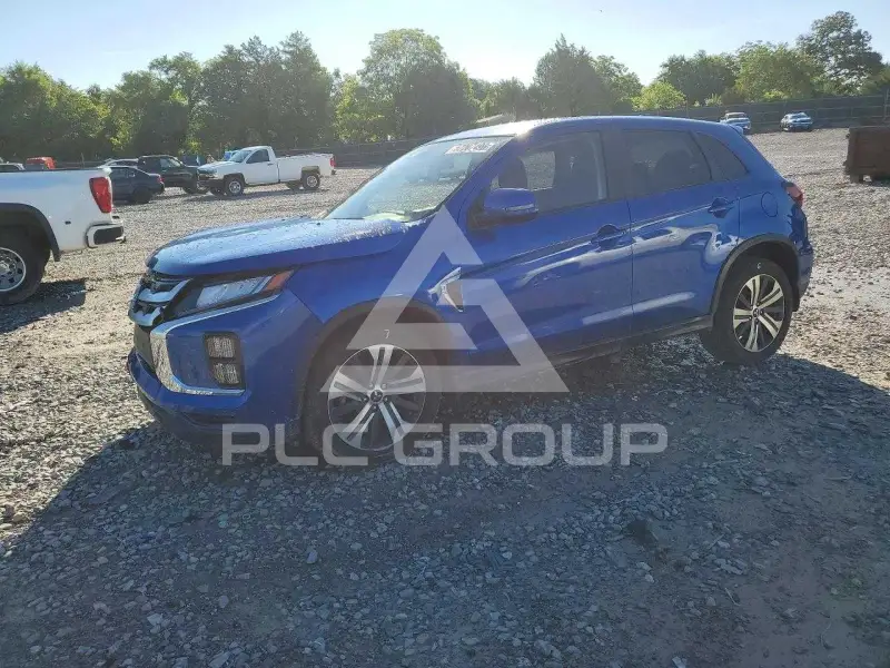 2020 Mitsubishi OUTLANDER photo
