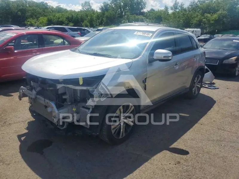 2020 Mitsubishi OUTLANDER фото