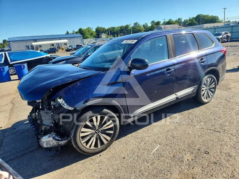 2020 Mitsubishi OUTLANDER photo