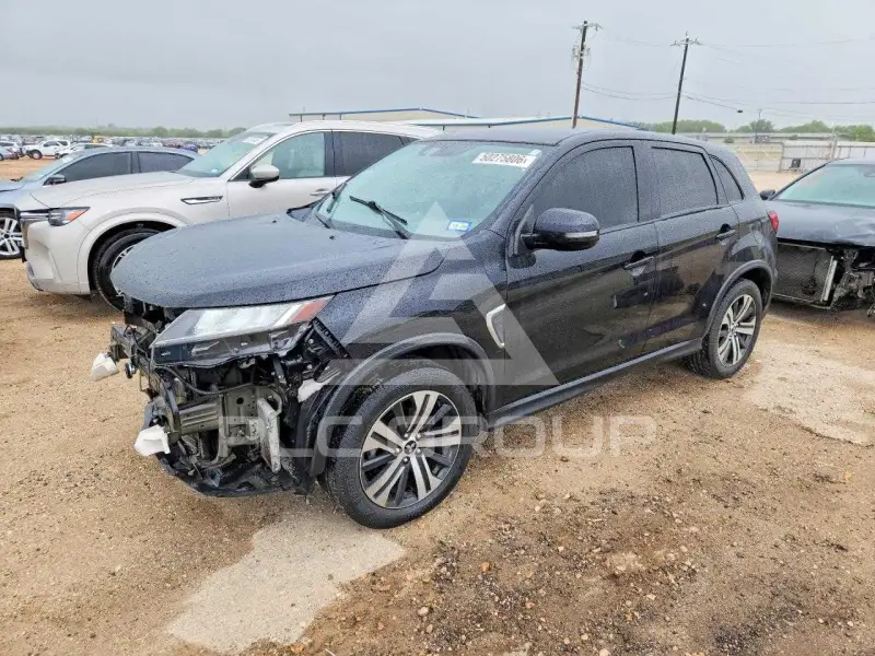 2020 Mitsubishi OUTLANDER фото