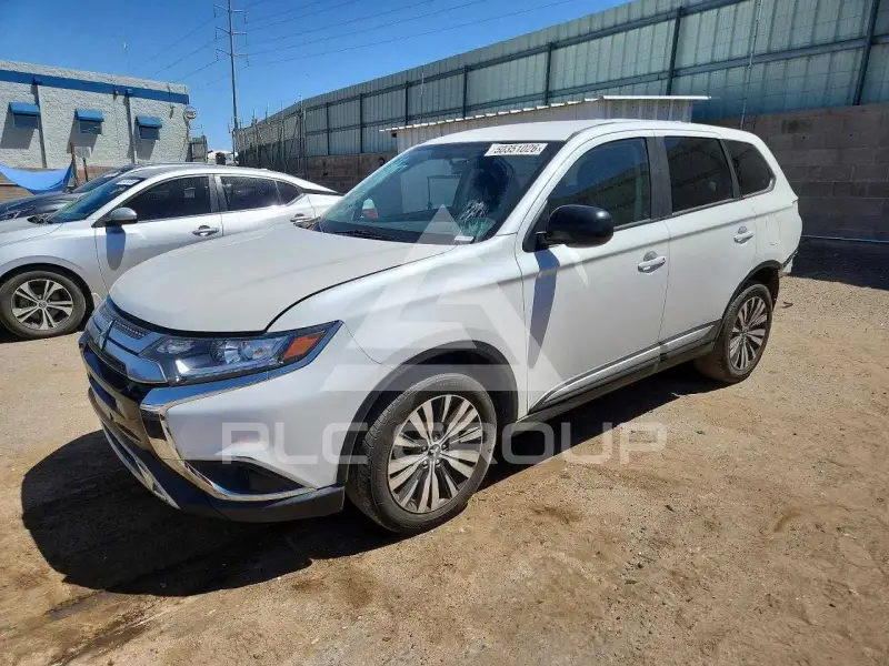 2020 Mitsubishi OUTLANDER фото