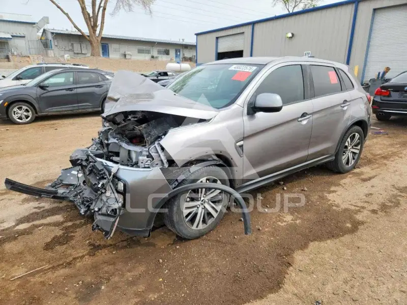 2020 Mitsubishi OUTLANDER фото