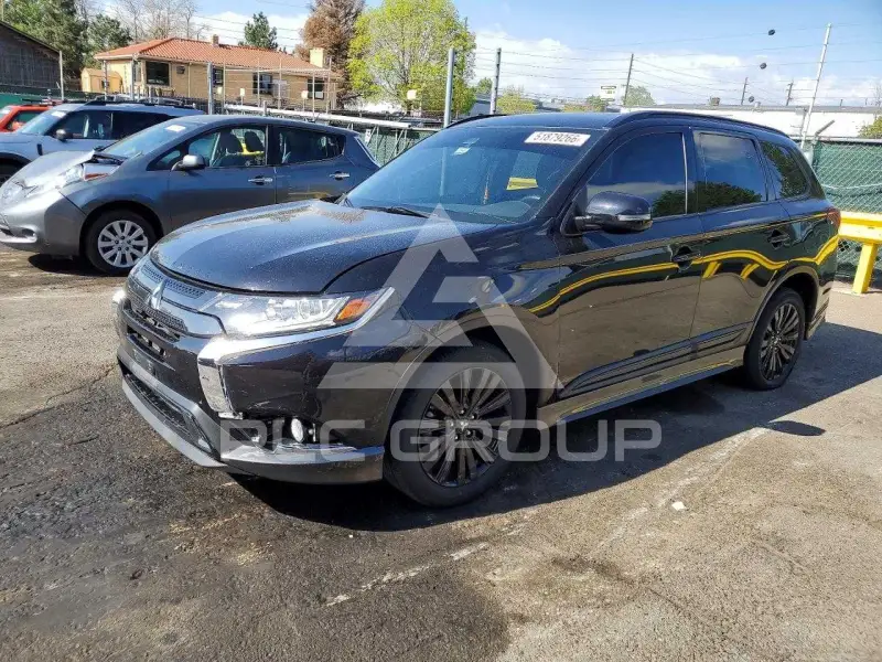 2020 Mitsubishi OUTLANDER фото