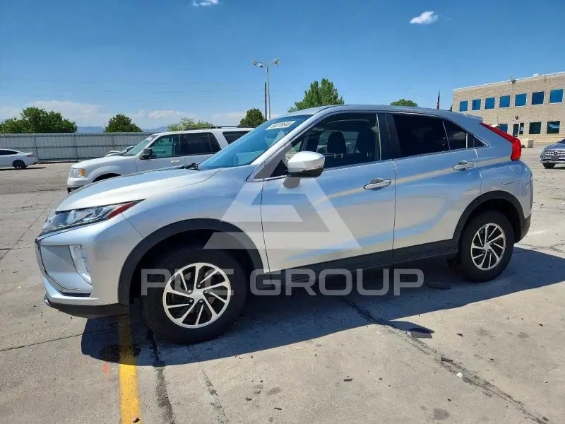 2020 Mitsubishi ECLIPSE photo