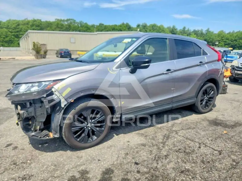 2020 Mitsubishi ECLIPSE photo