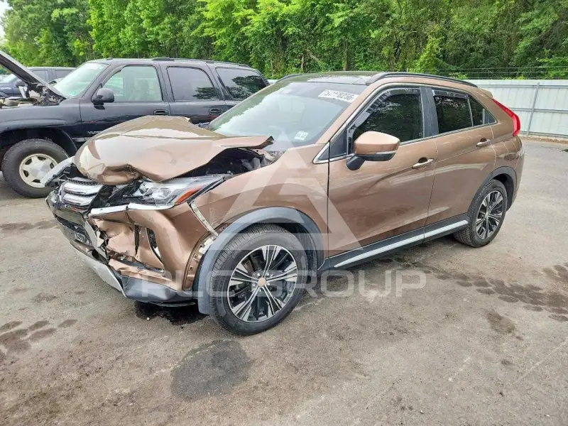 2020 Mitsubishi ECLIPSE фото