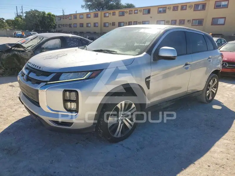 2020 Mitsubishi OUTLANDER фото