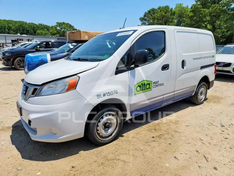 2020 Nissan NV фото