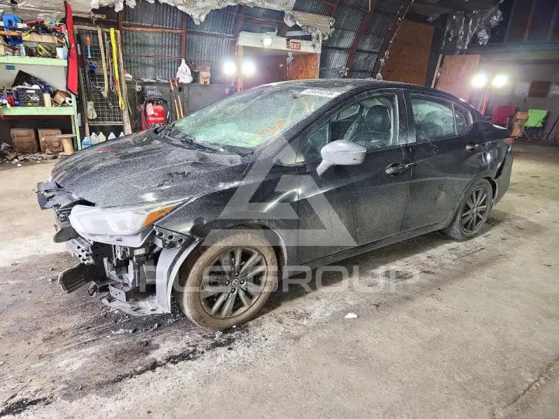 2020 Nissan VERSA photo