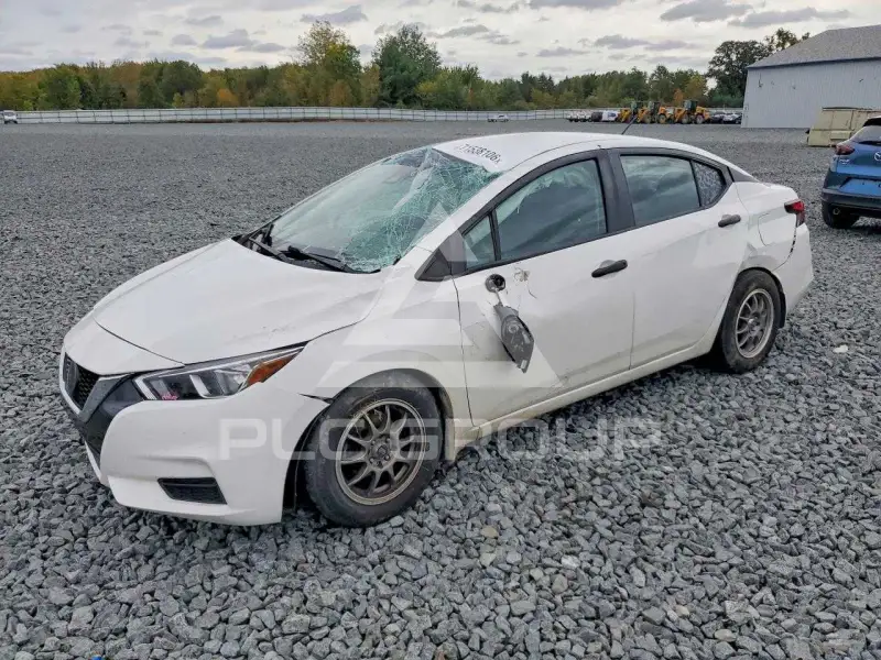 2020 Nissan VERSA фото