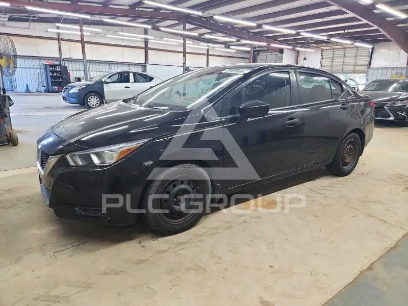 2020 Nissan VERSA фото