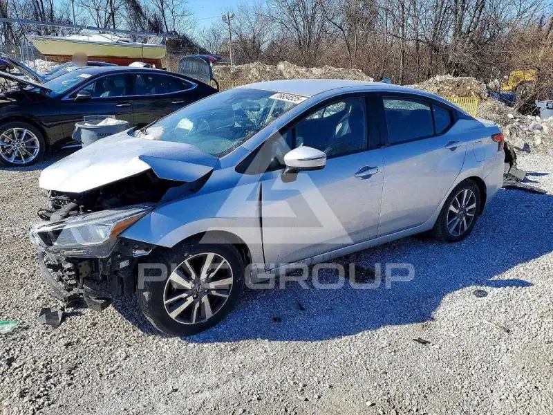 2020 Nissan VERSA фото