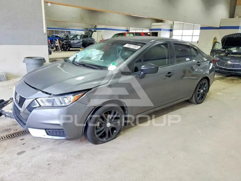 2020 Nissan VERSA photo