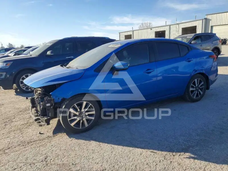 2020 Nissan VERSA фото