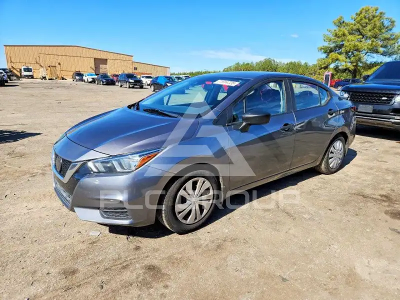 2020 Nissan VERSA фото