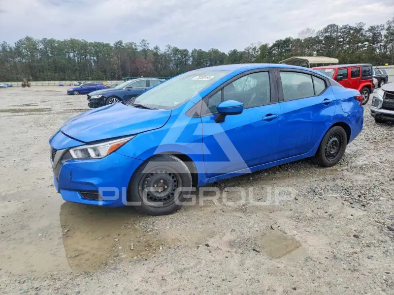 2020 Nissan VERSA фото