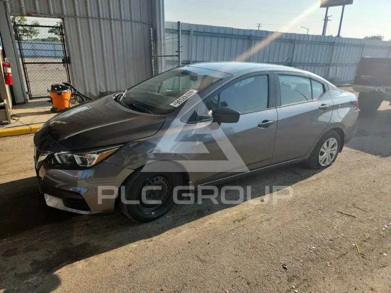 2020 Nissan VERSA фото