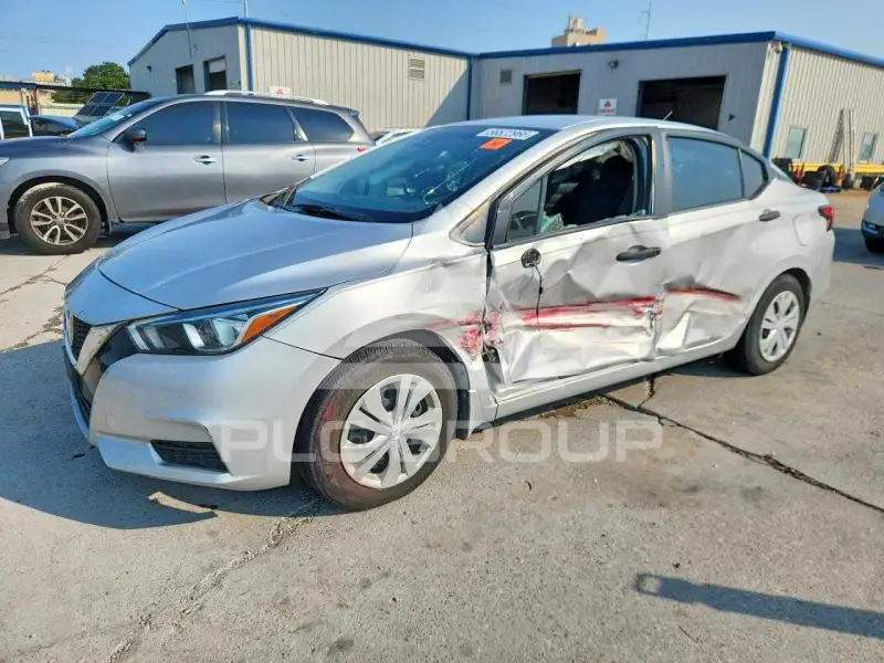2020 Nissan VERSA фото