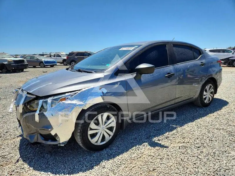 2020 Nissan VERSA фото