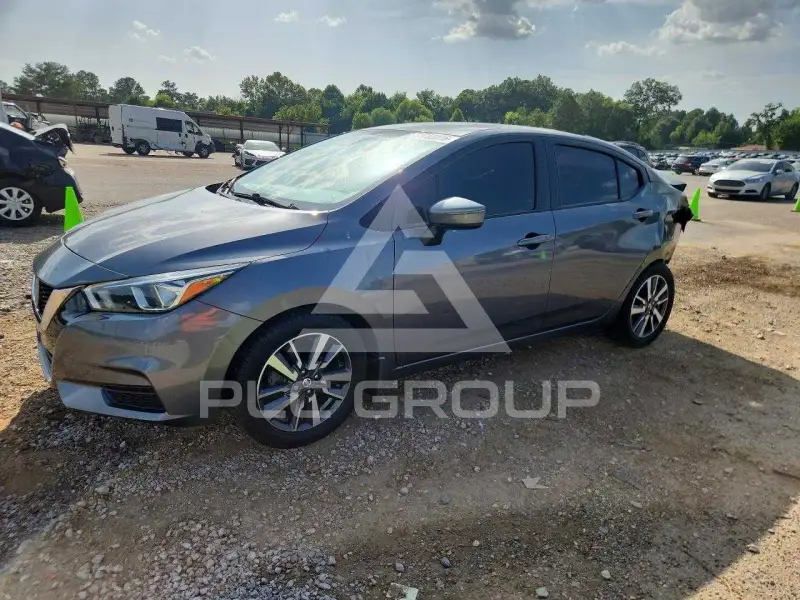 2020 Nissan VERSA фото