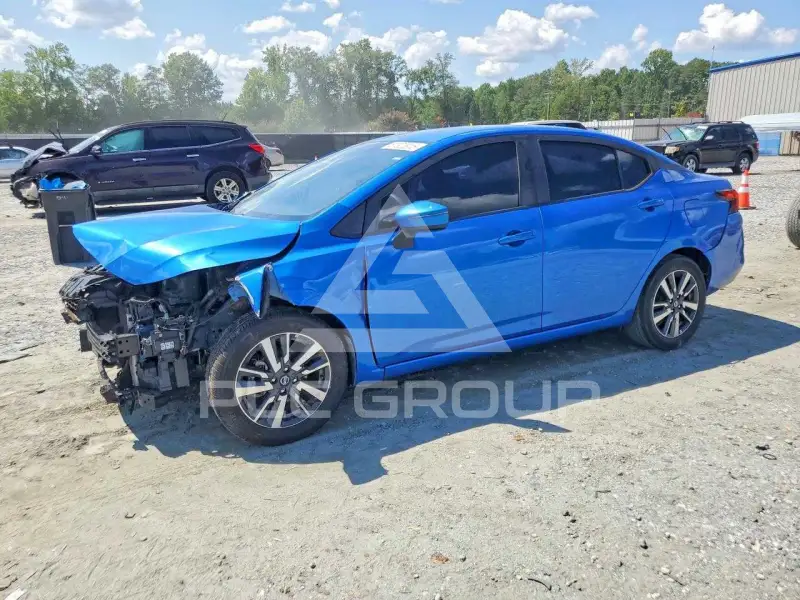 2020 Nissan VERSA фото