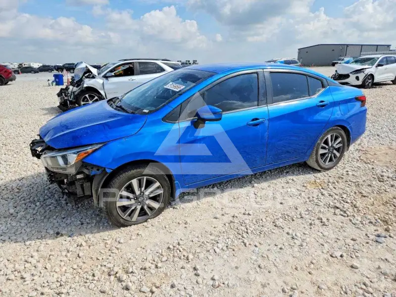 2020 Nissan VERSA photo