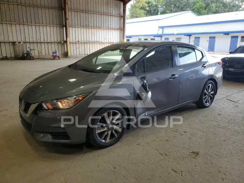 2020 Nissan VERSA фото