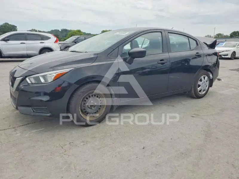 2020 Nissan VERSA фото