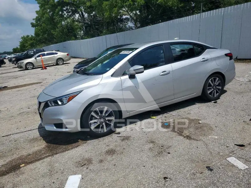 2020 Nissan VERSA фото