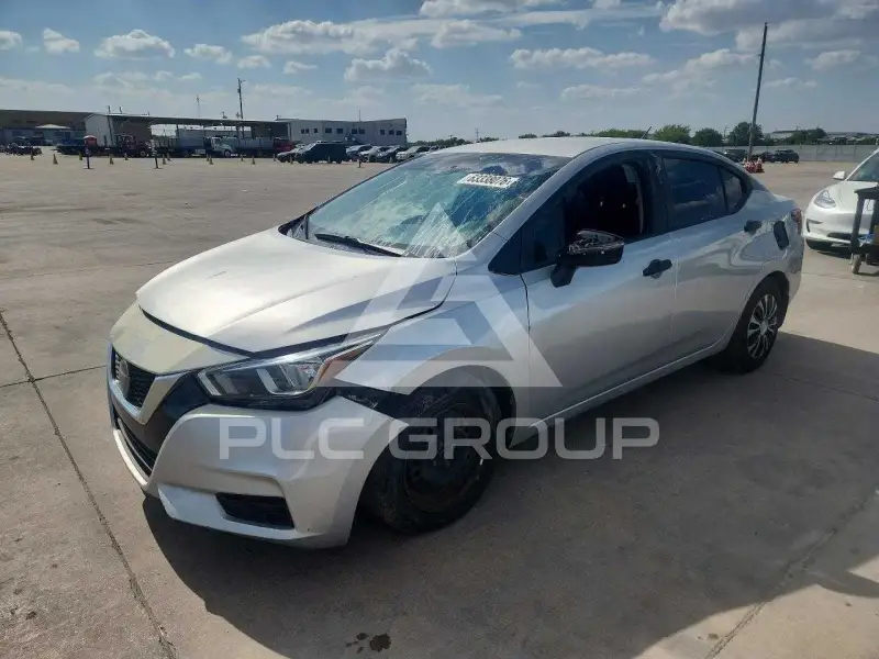 2020 Nissan VERSA фото