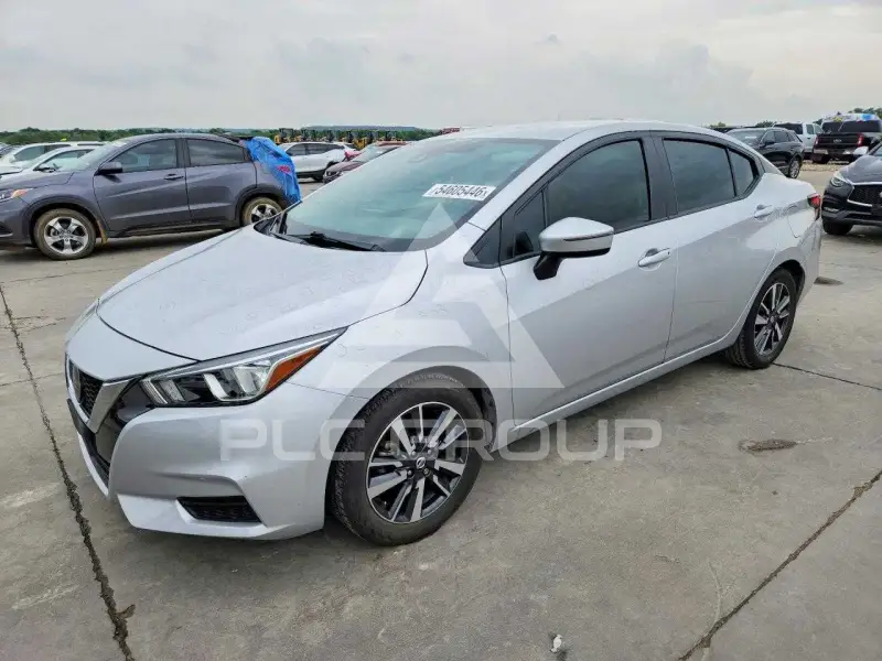 2020 Nissan VERSA фото