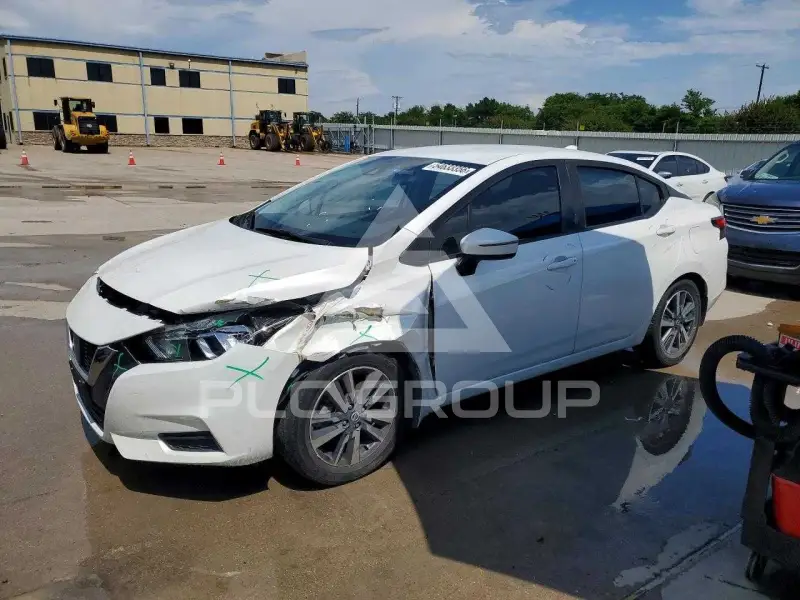 2020 Nissan VERSA фото
