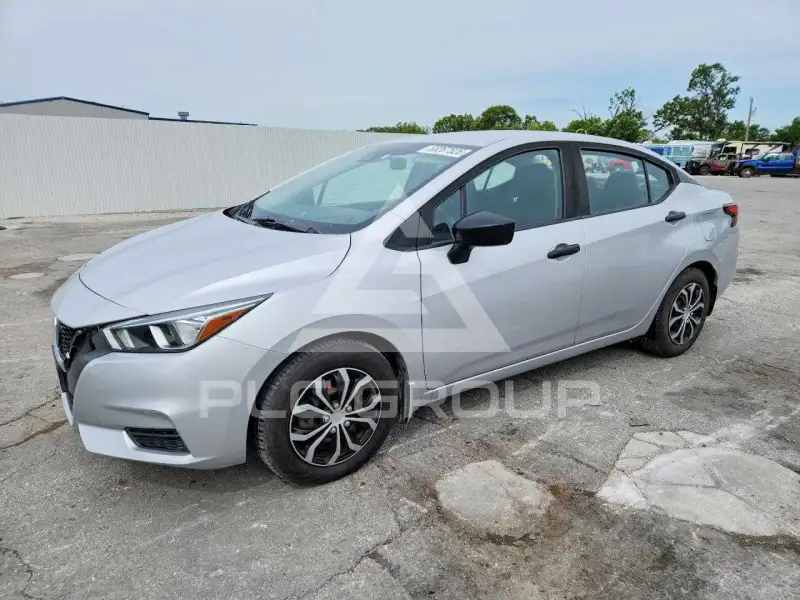 2020 Nissan VERSA фото