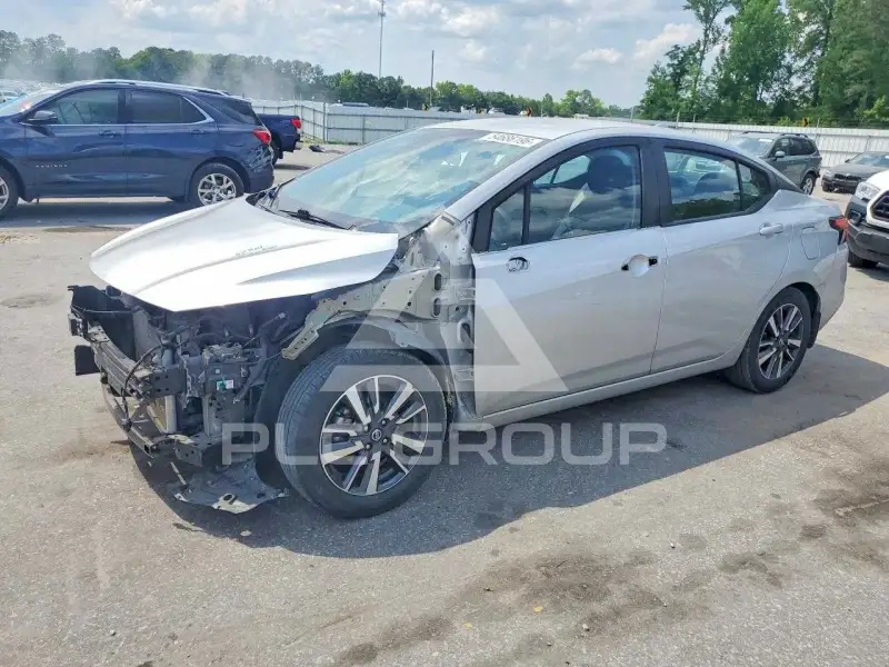 2020 Nissan VERSA photo