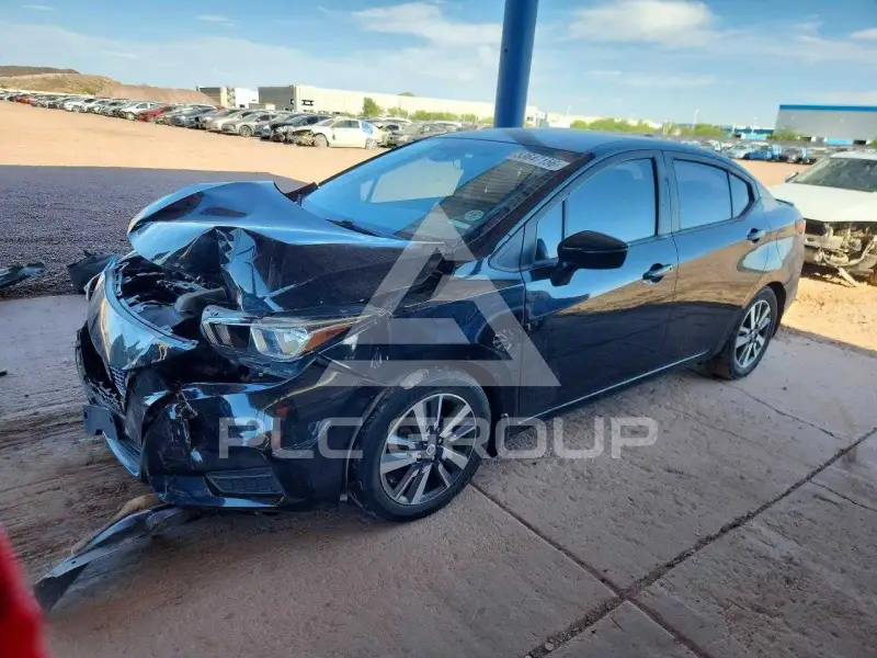 2020 Nissan VERSA фото