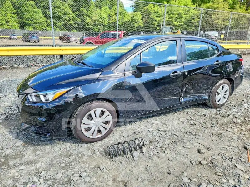 2020 Nissan VERSA фото