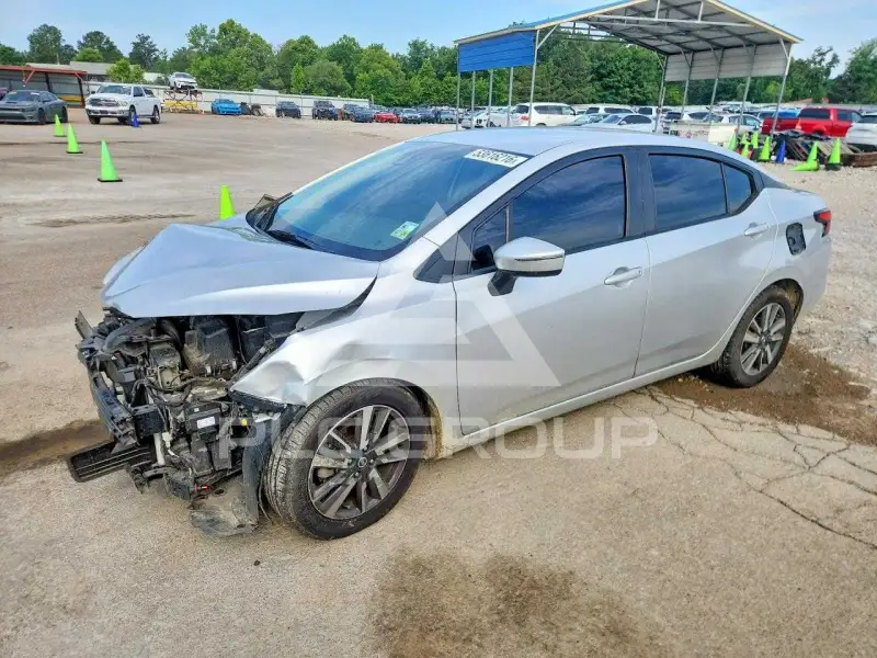 2020 Nissan VERSA photo