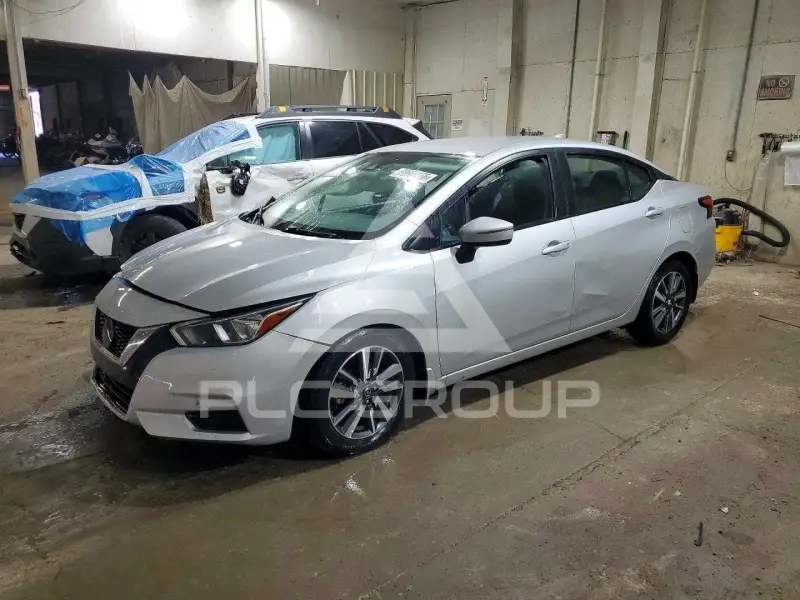 2020 Nissan VERSA фото