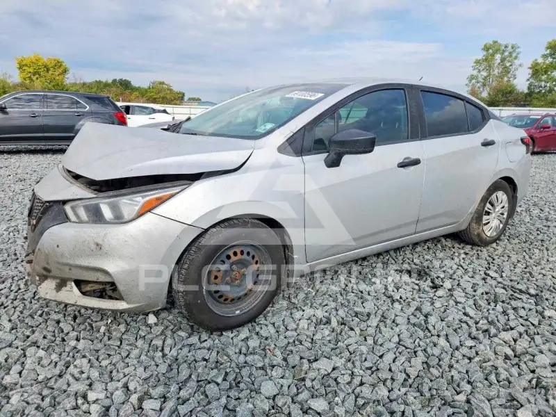 2020 Nissan VERSA фото