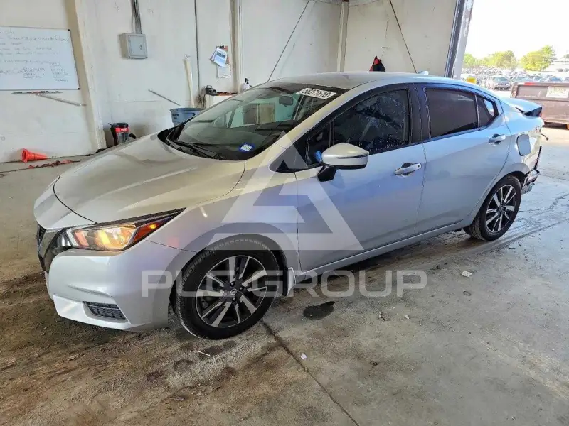 2020 Nissan VERSA фото
