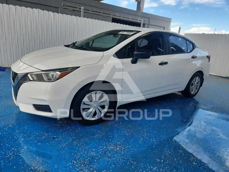 2020 Nissan VERSA фото