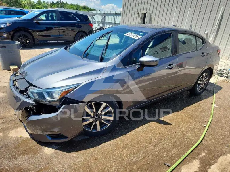 2020 Nissan VERSA фото