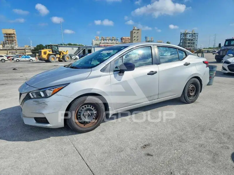 2020 Nissan VERSA фото
