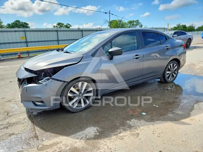 2020 Nissan VERSA фото