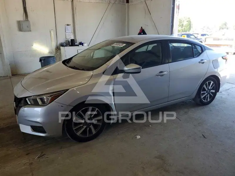 2020 Nissan VERSA фото
