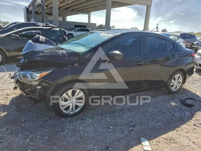 2020 Nissan VERSA фото