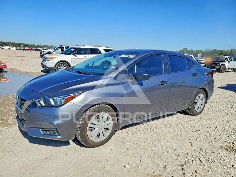 2020 Nissan VERSA фото